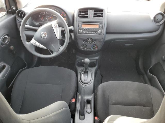 Sedans NISSAN VERSA 2015 Red