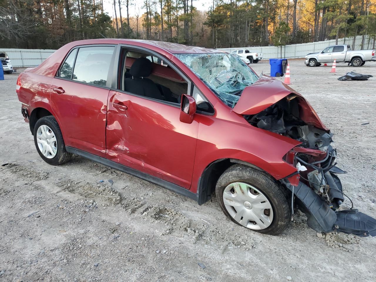 2010 Nissan Versa - Image 4