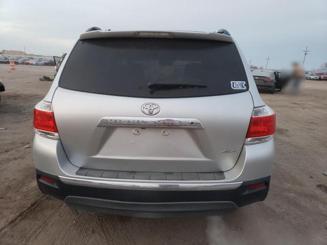  TOYOTA HIGHLANDER 2013 Сріблястий