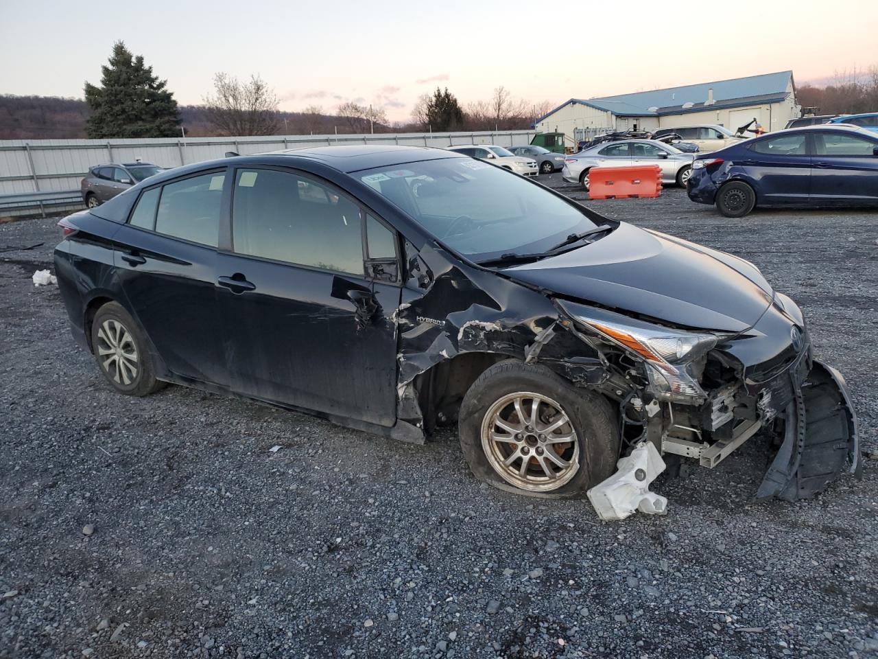 2017 Toyota Prius - Image 4