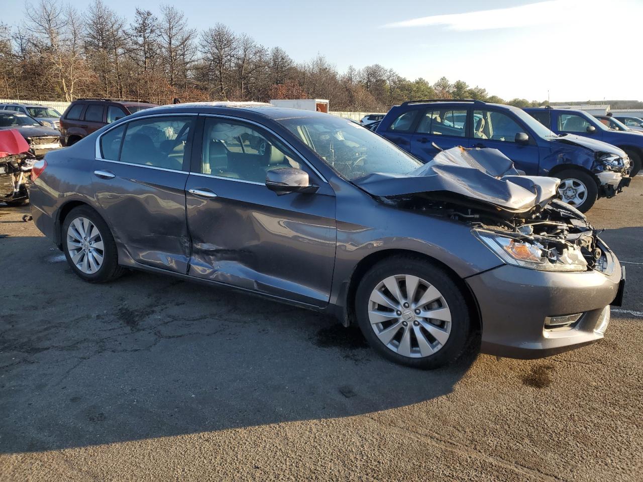 VIN 1HGCR2F83DA178370 2013 HONDA ACCORD no.4