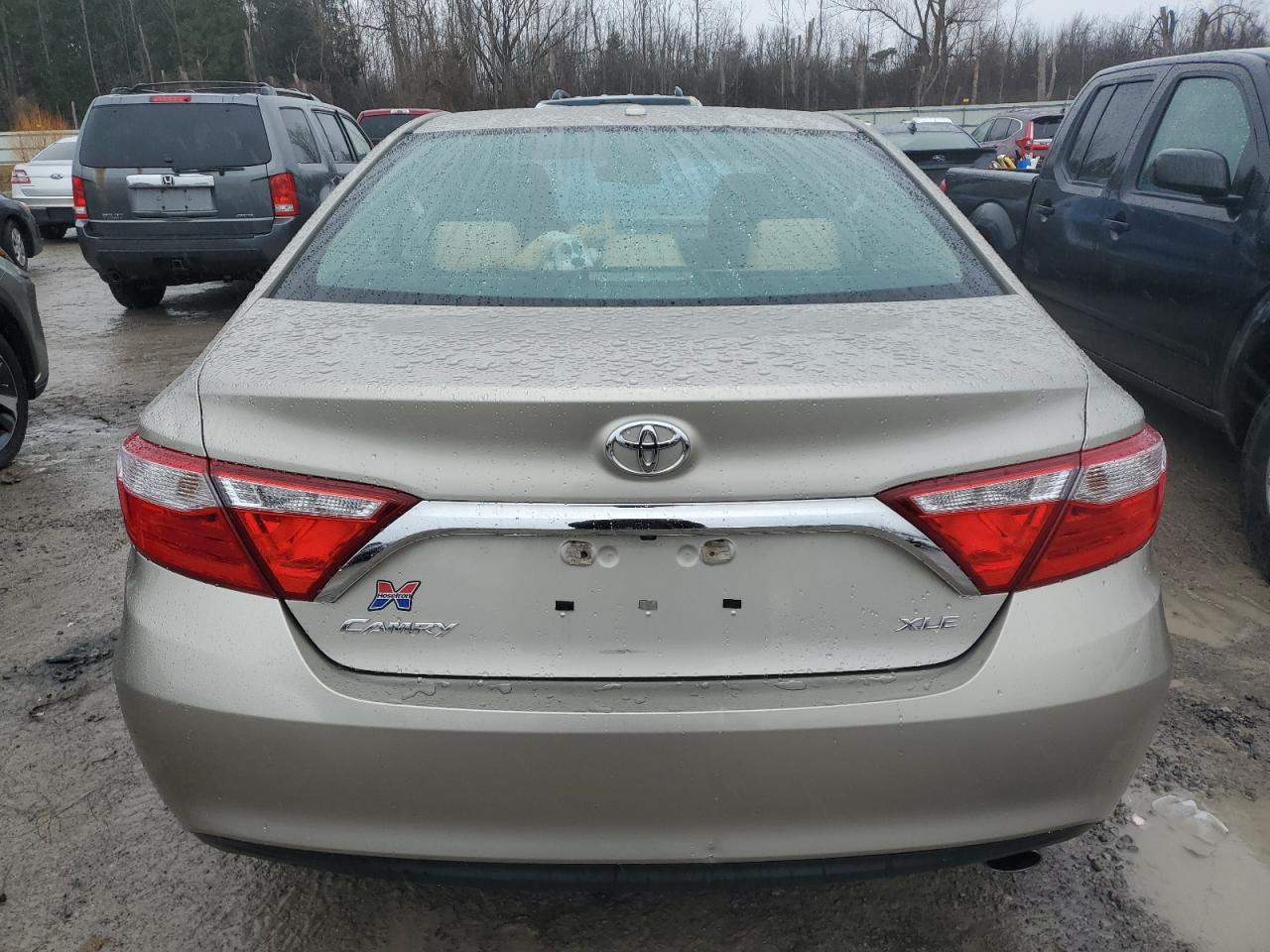 VIN 4T1BF1FK8HU323766 2017 TOYOTA CAMRY no.6