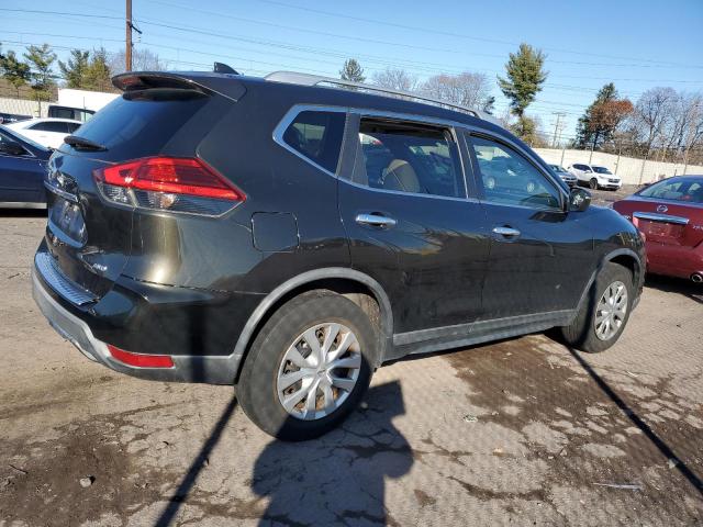  NISSAN ROGUE 2017 Зелений