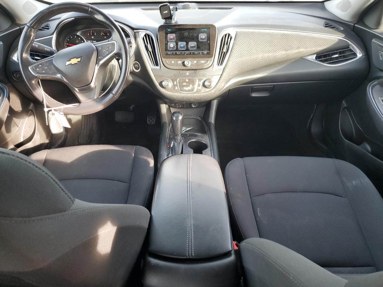 2018 Chevrolet Malibu - Image 8