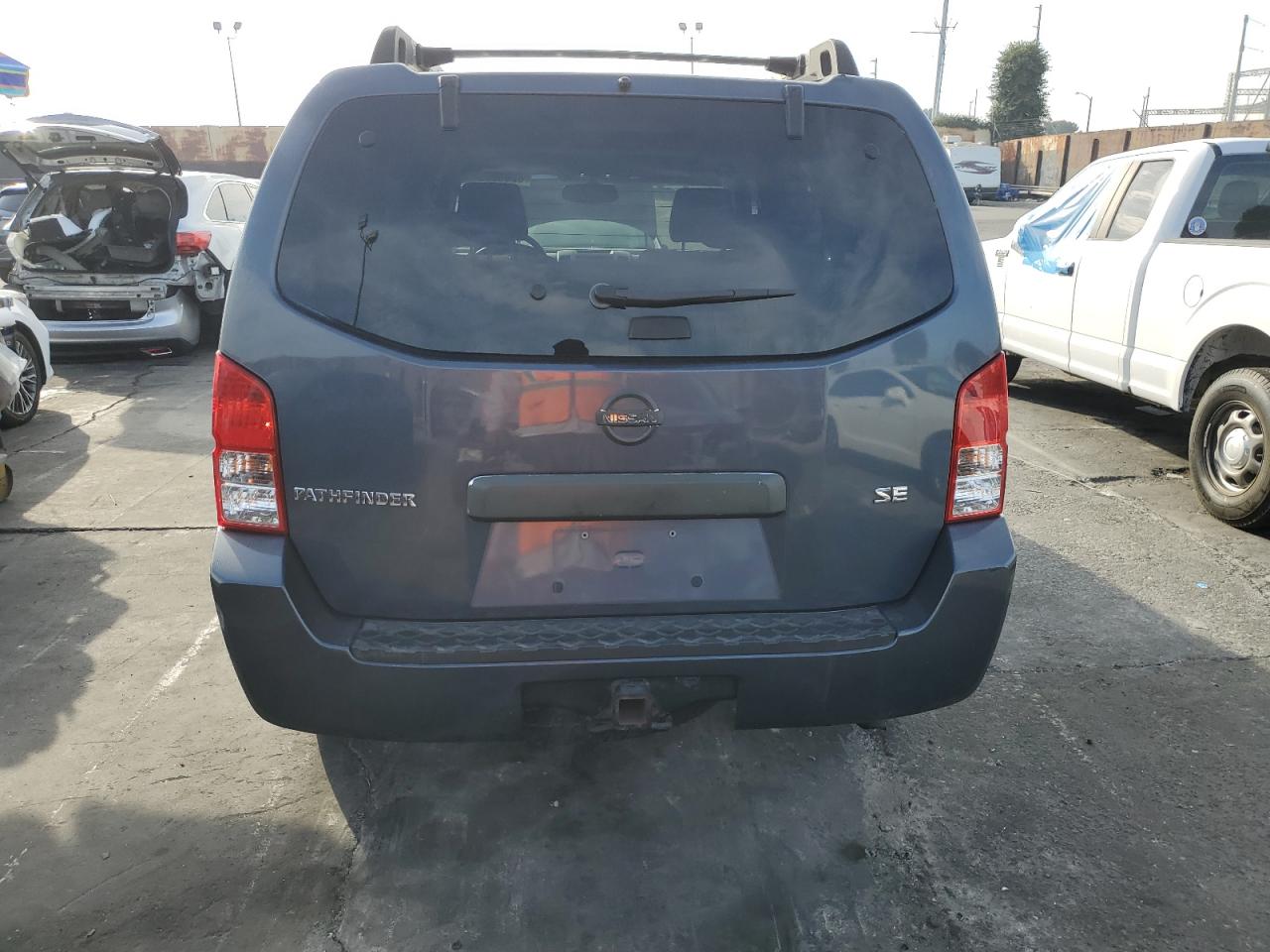 2005 Nissan Pathfinder - Image 6