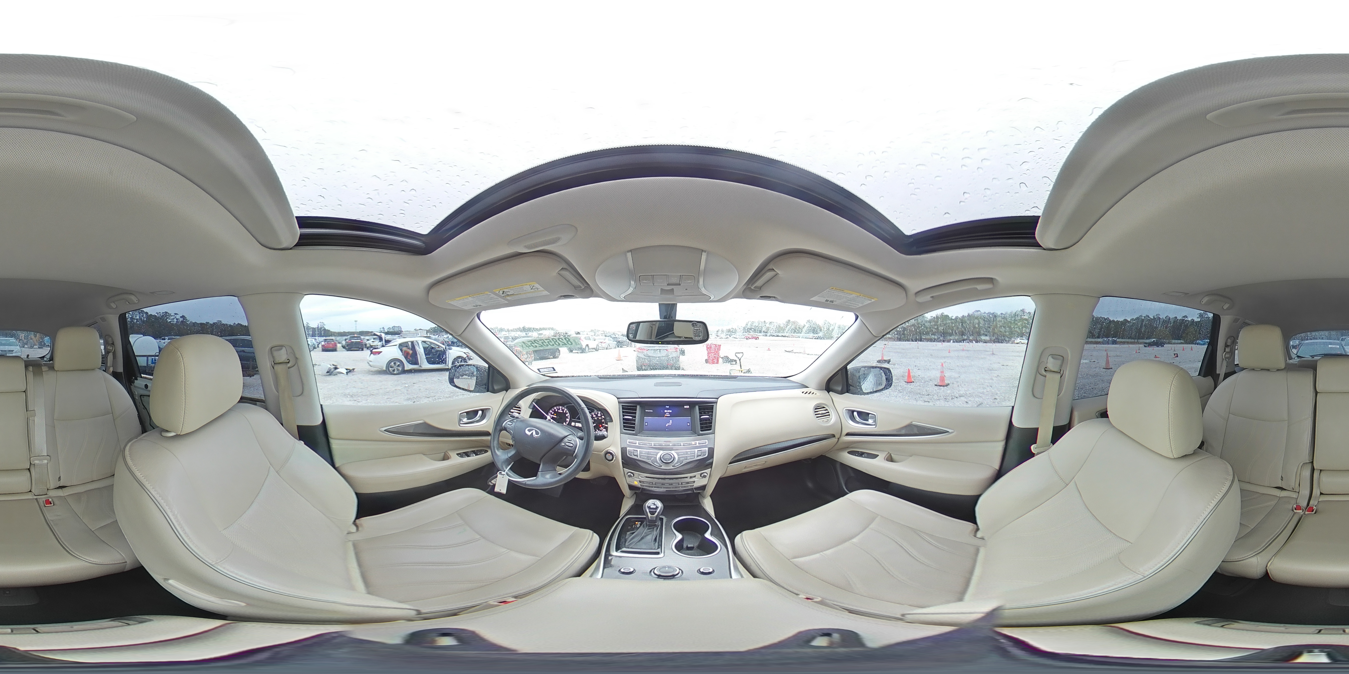 2018 Infiniti QX60 - Image 16