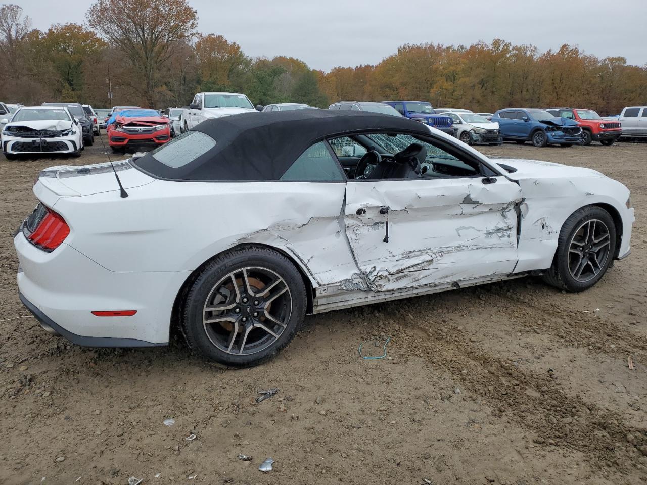 2020 Ford Mustang - Image 3