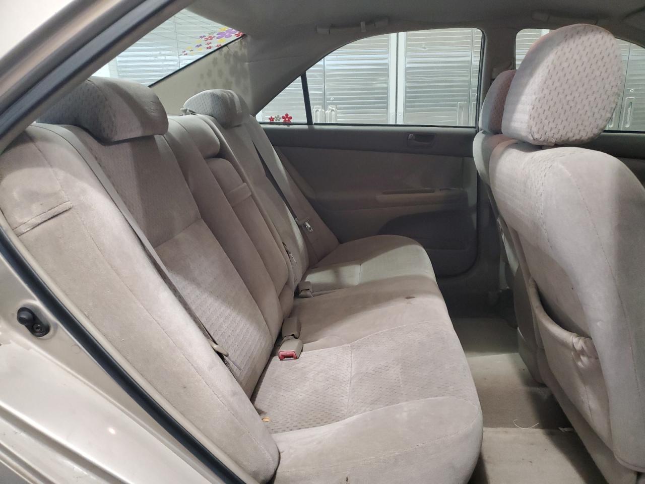 2004 Toyota Camry Le VIN: 4T1BE32K74U837672 Lot: 84669274