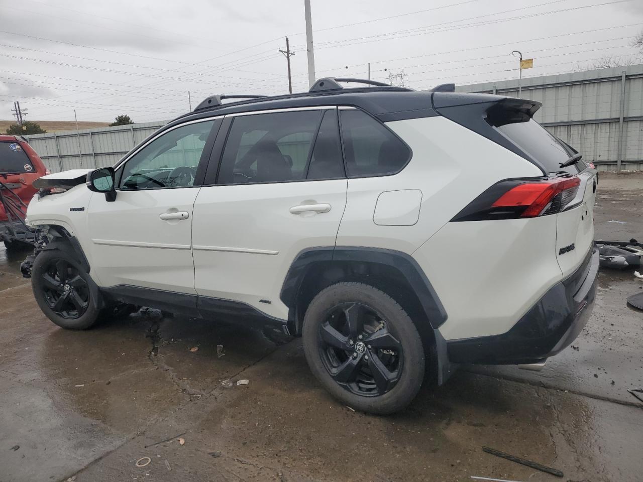 2021 Toyota RAV 4 - Image 2