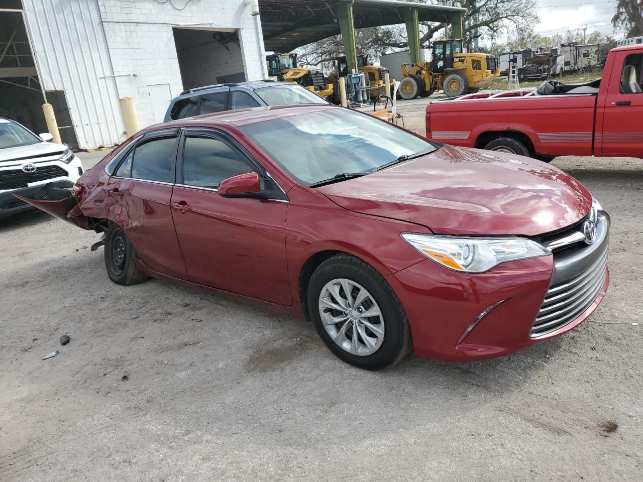 VIN 4T1BF1FK2HU692851 2017 TOYOTA CAMRY no.4