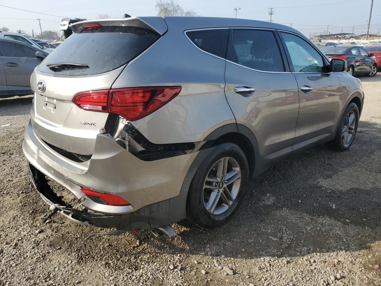 VIN 5NMZT3LB0JH087459 2018 HYUNDAI SANTA FE no.3