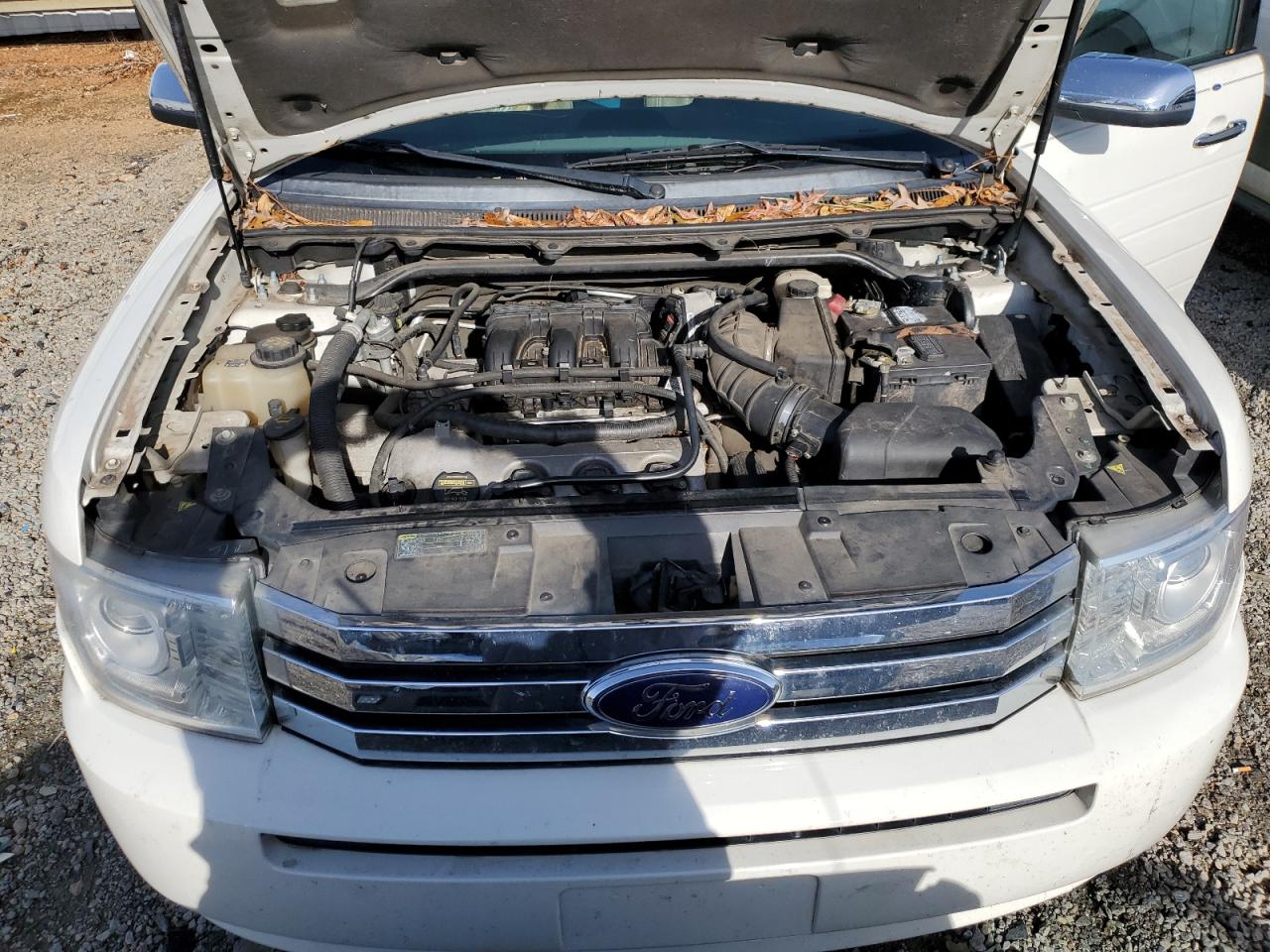 2012 Ford Flex - Image 13