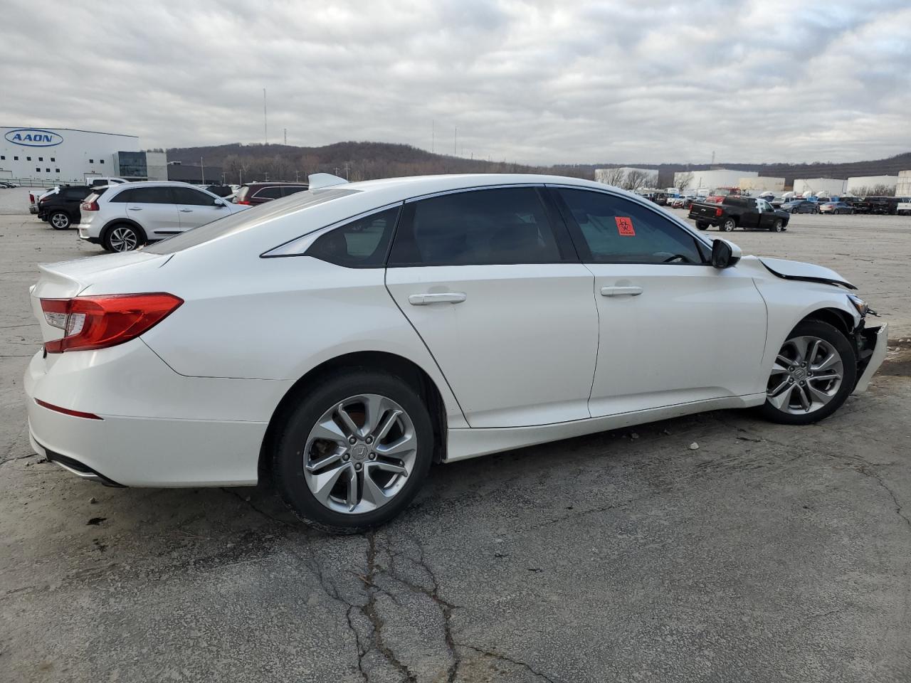 VIN 1HGCV1F14KA058258 2019 HONDA ACCORD no.3