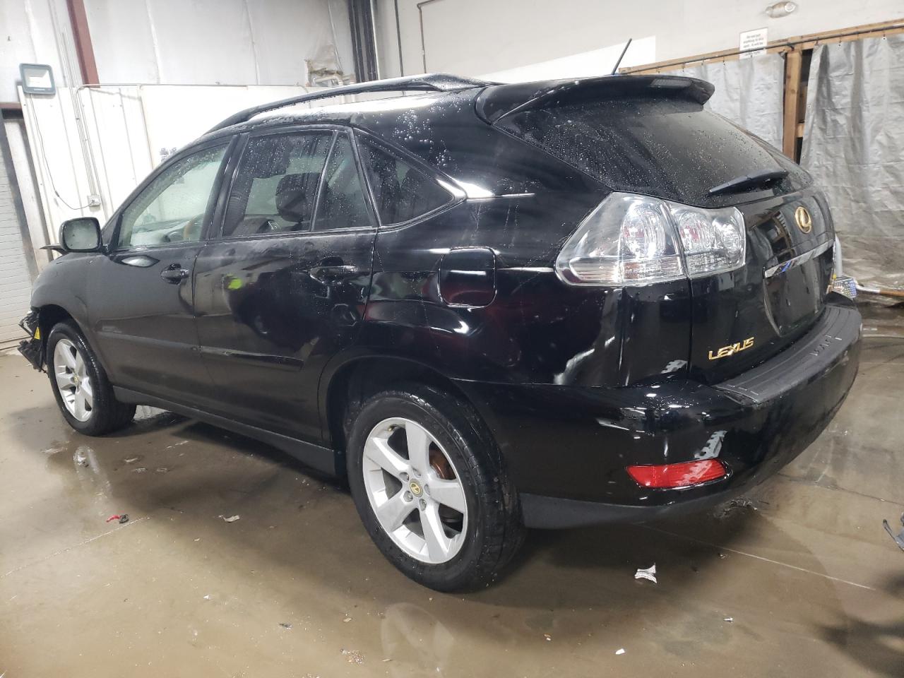 2004 Lexus RX - Image 2