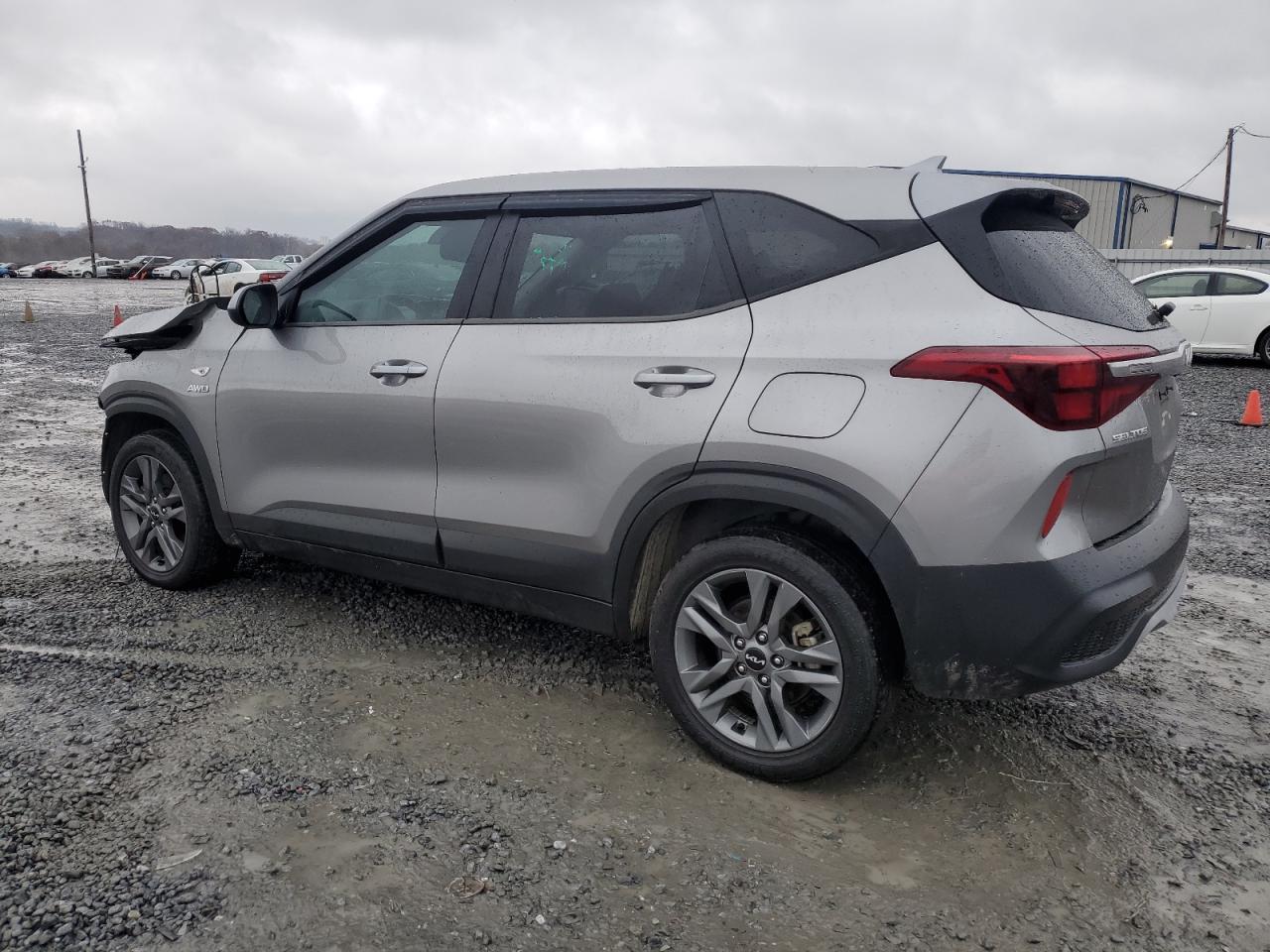 2022 Kia Seltos - Image 2