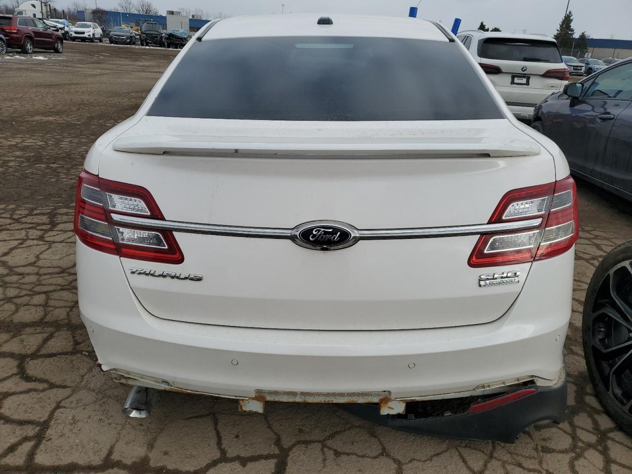 VIN 1FAHP2KT5GG143230 2016 FORD TAURUS no.6