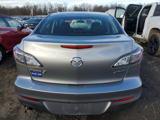  MAZDA 3 2013 Silver