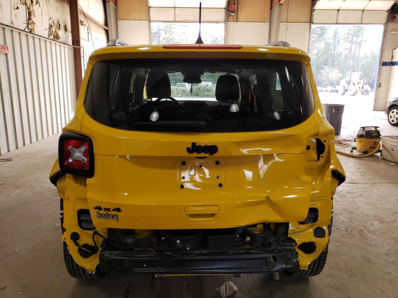 VIN ZACNJDE10PPP56666 2023 JEEP RENEGADE A no.6