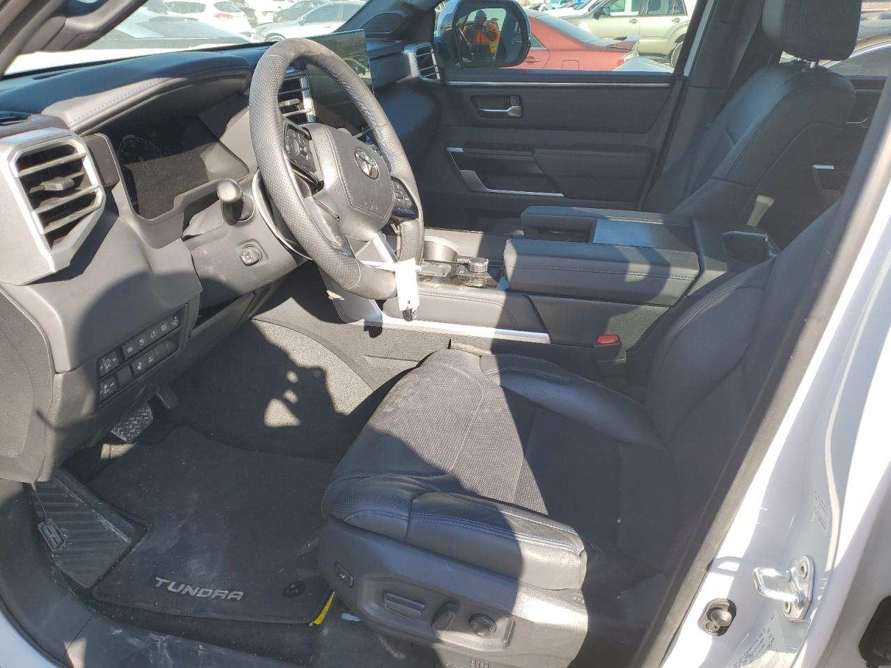 2023 Toyota Tundra - Image 7