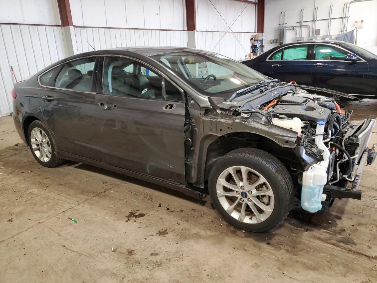 VIN 3FA6P0SU2KR213109 2019 FORD FUSION no.4