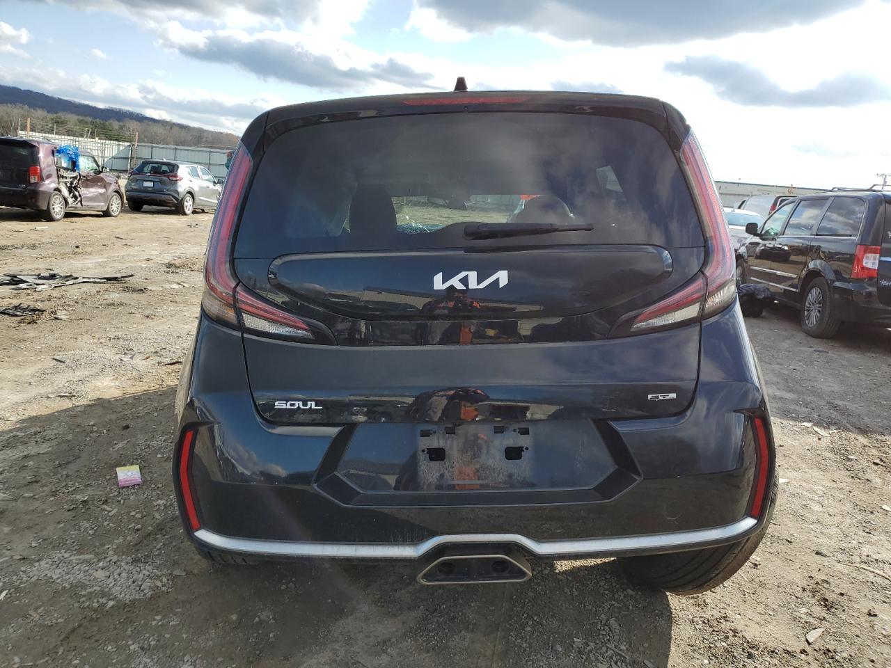 2023 Kia Soul - Image 6