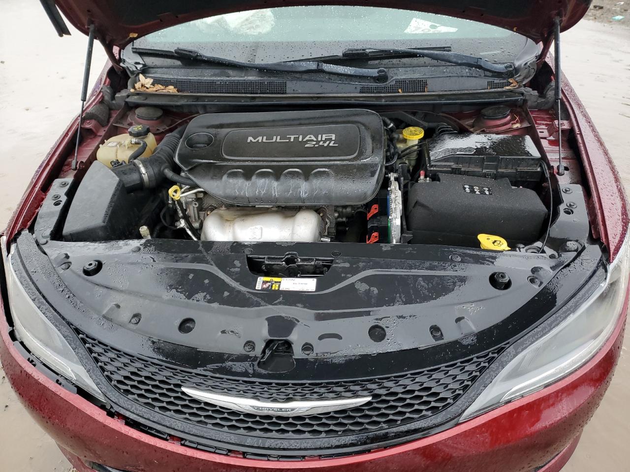 2015 Chrysler 200 - Image 12