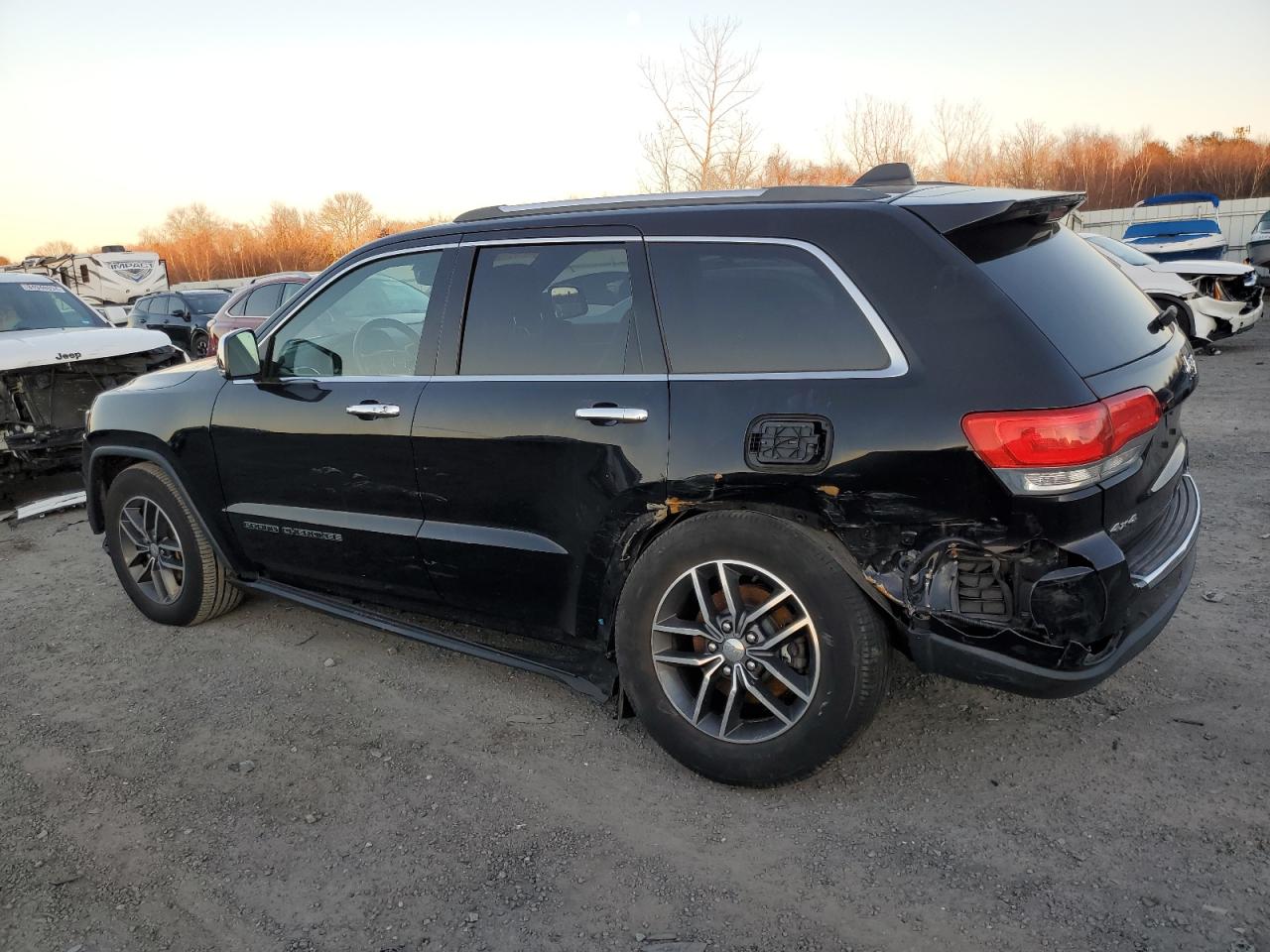 2018 Jeep Grand Cherokee - Image 2