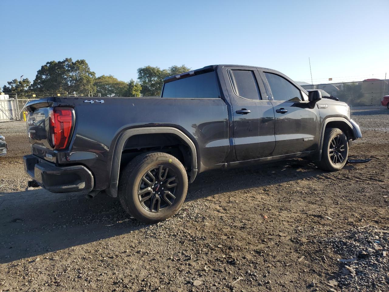 VIN 1GTVUCED7PZ239056 2023 GMC SIERRA no.3