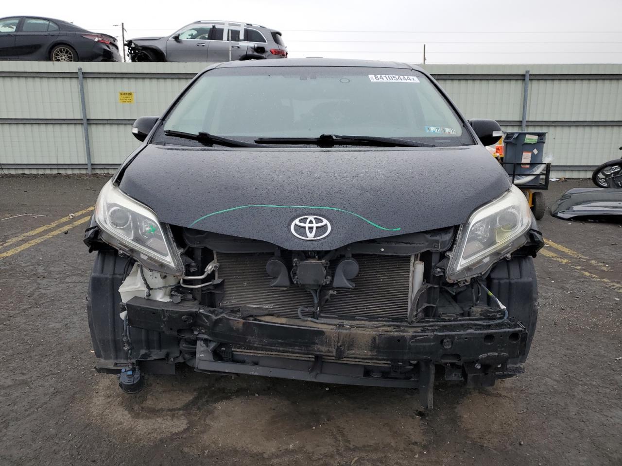 VIN 5TDYZ3DC7HS836749 2017 TOYOTA All Models no.5