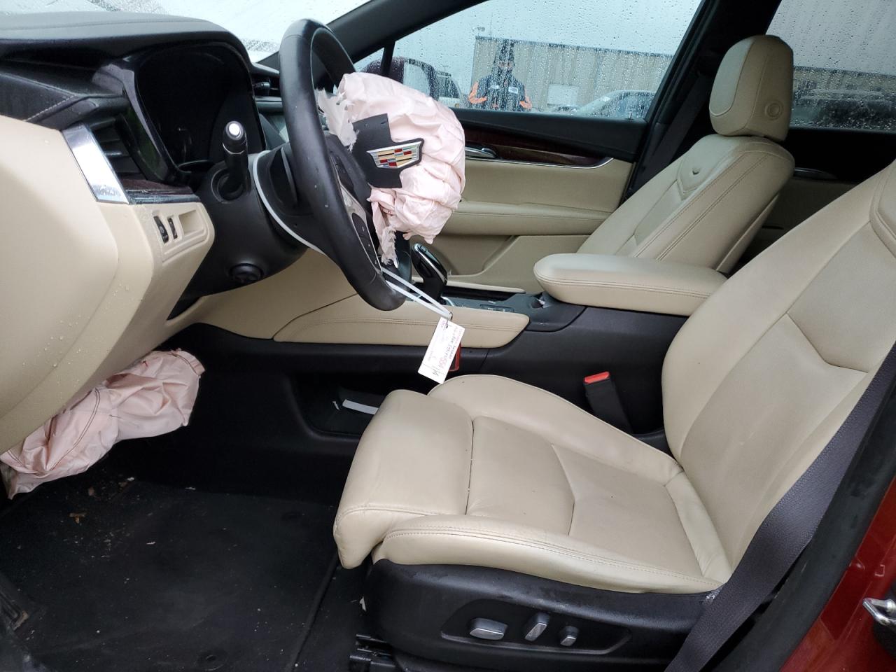 2017 Cadillac XT5 - Image 7