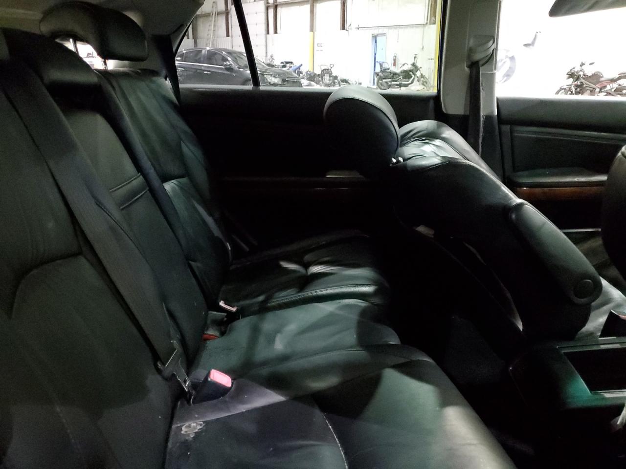 2004 Lexus RX - Image 11