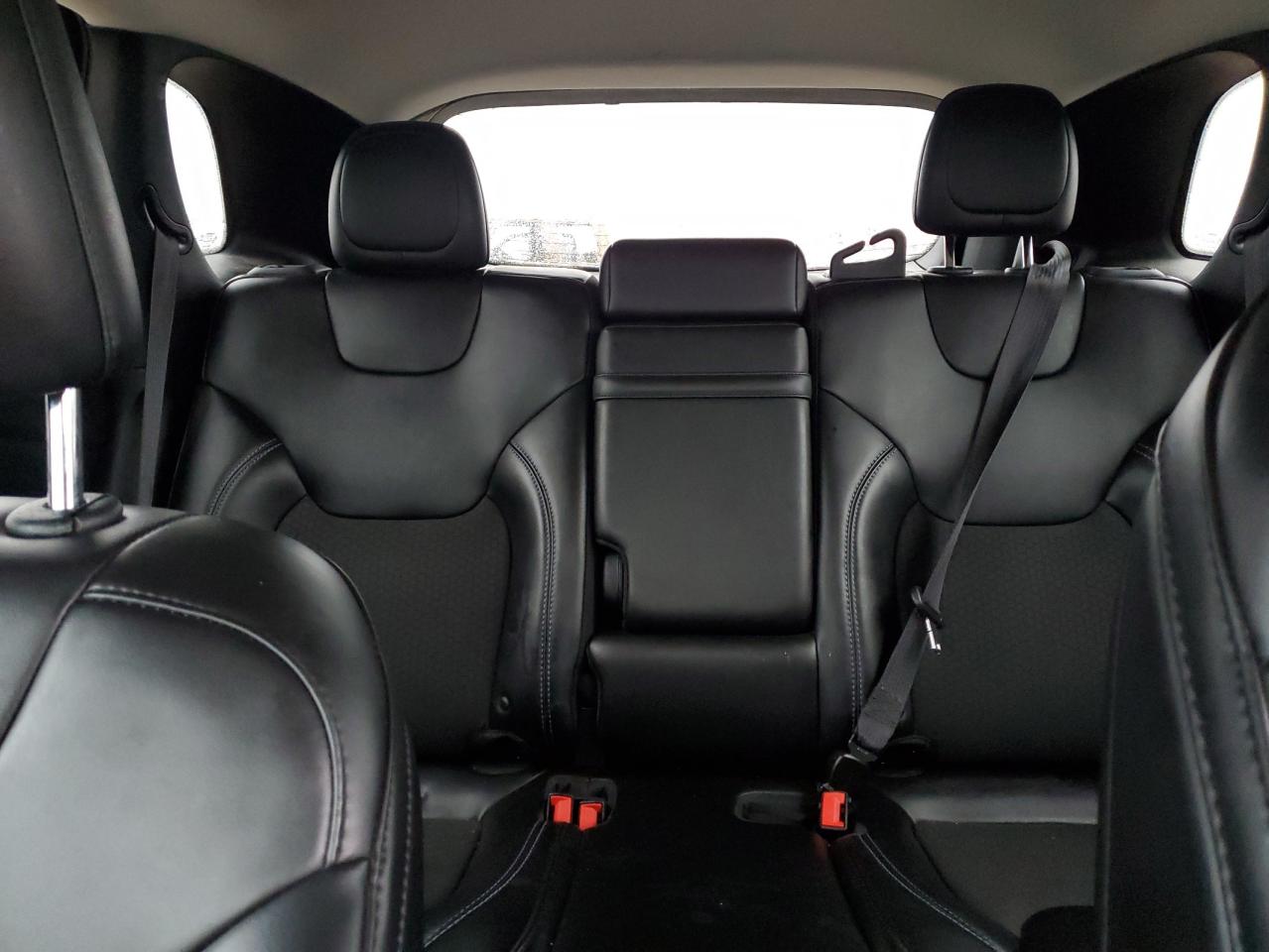2019 Jeep Grand Cherokee - Image 10