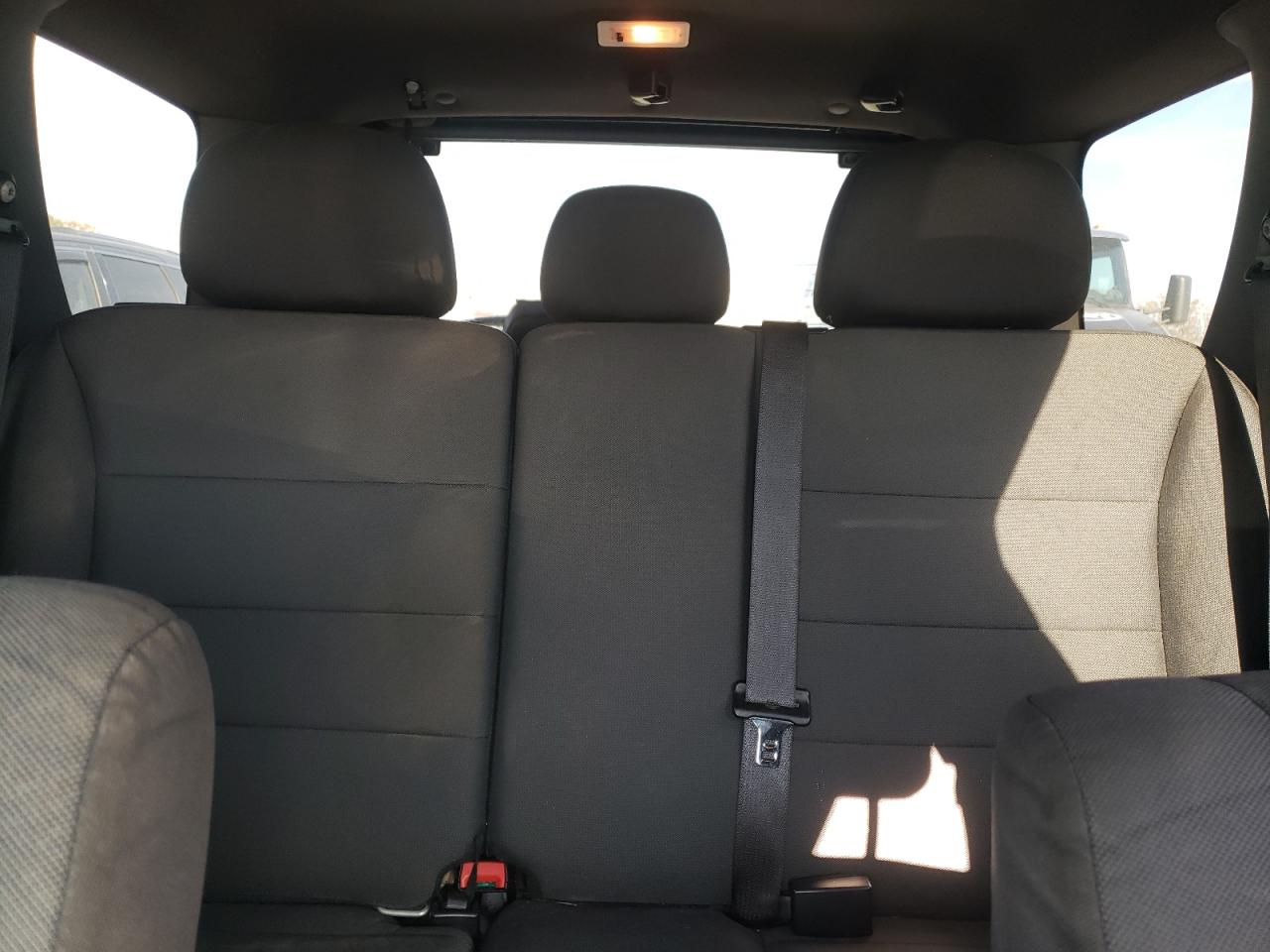 2010 Ford Escape - Image 10