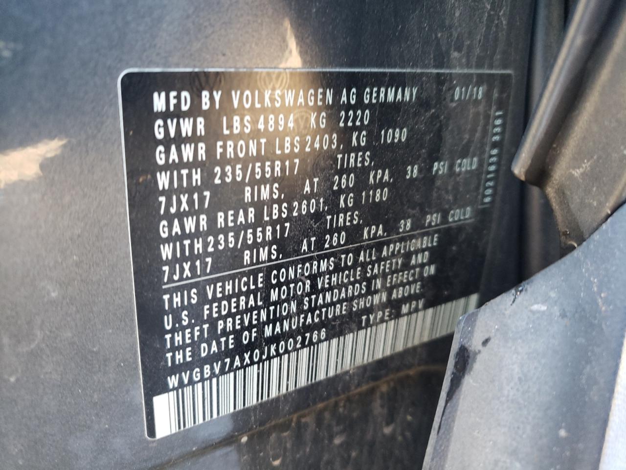 2018 Volkswagen Tiguan - Image 15