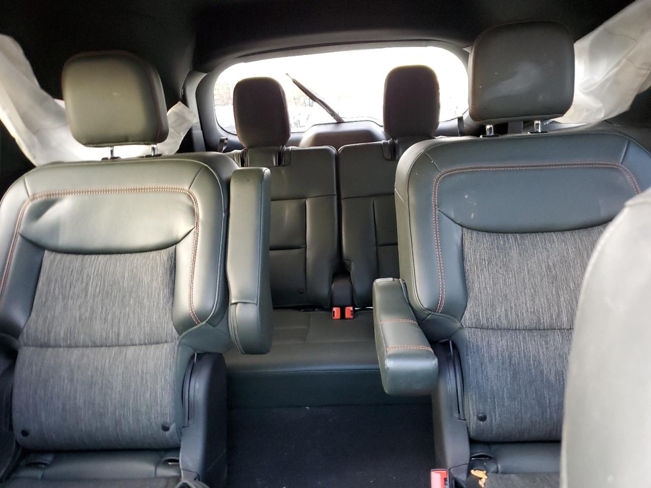 2021 Ford Explorer - Image 10