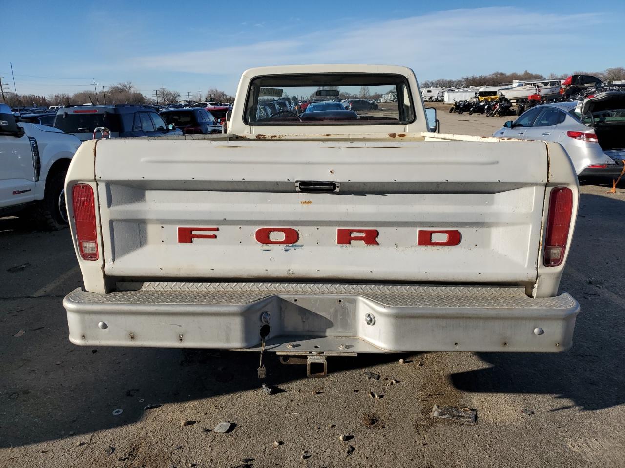 1977 Ford F-250 VIN: F25HRY8144 Lot: 84189824