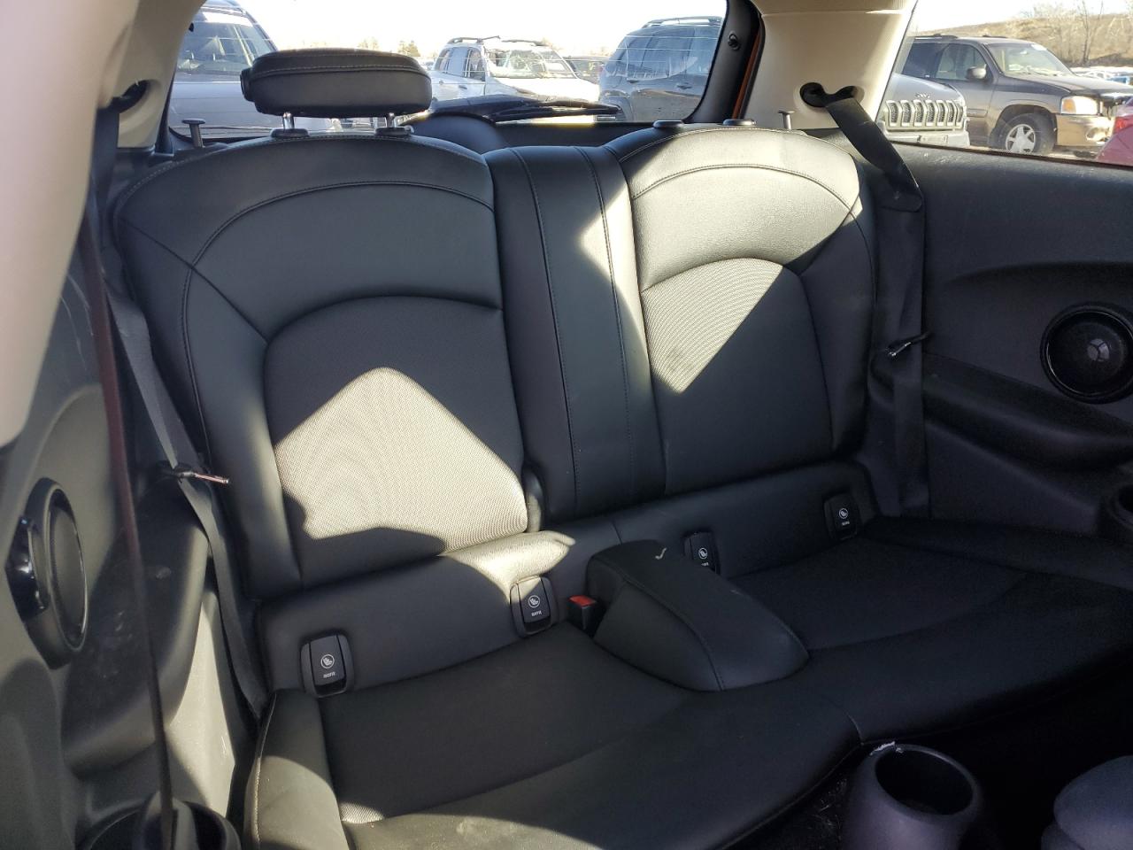 2017 MINI Cooper - Image 11