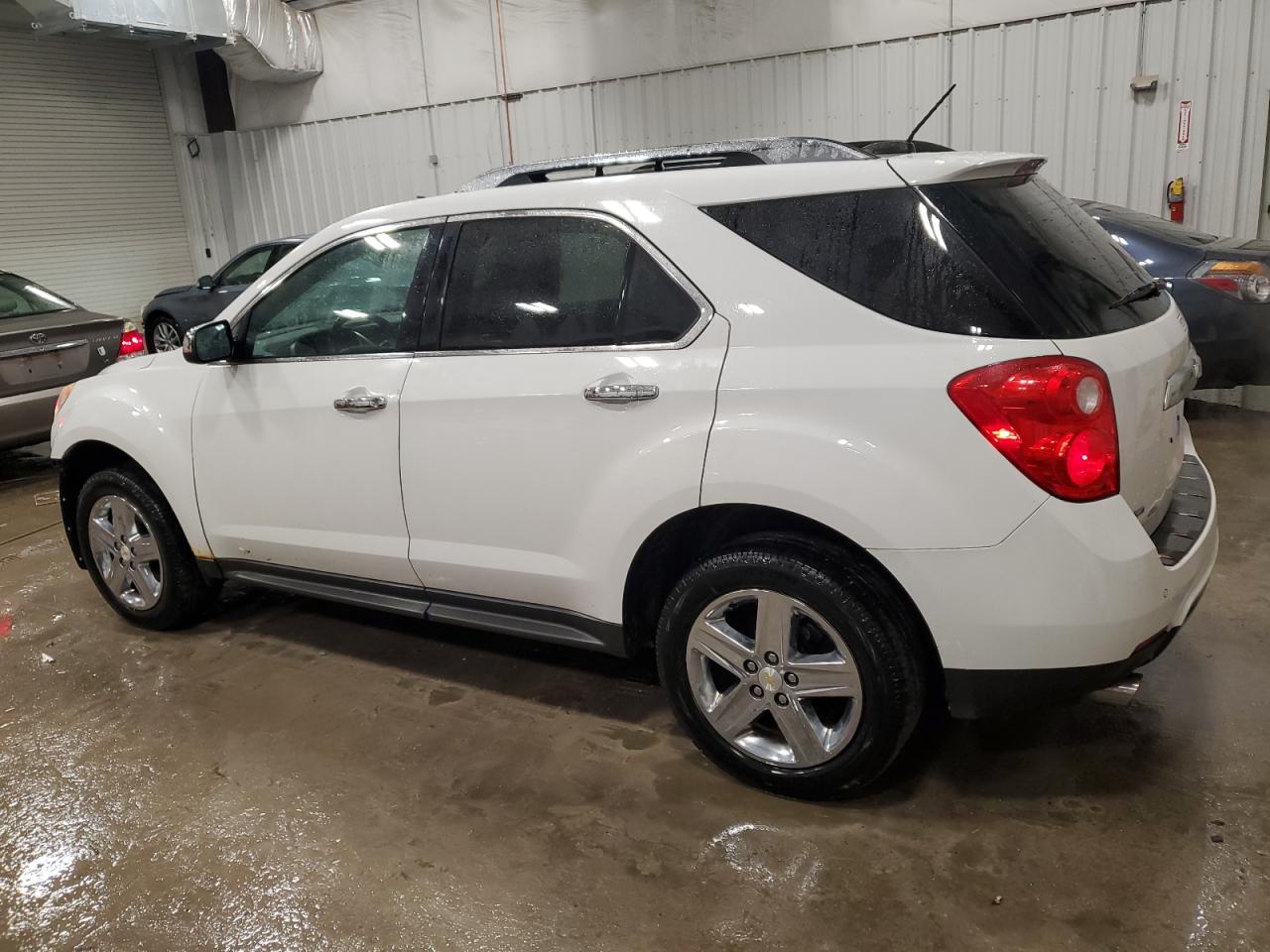 VIN 2GNFLHE31F6150581 2015 CHEVROLET EQUINOX no.2