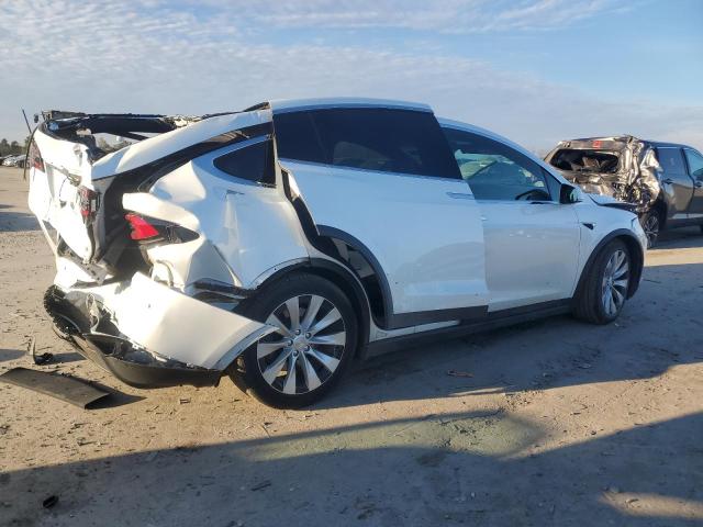 TESLA MODEL X 2019 Biały