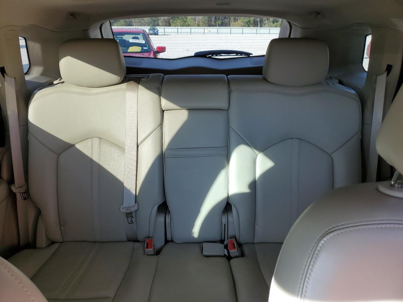 2015 Cadillac SRX - Image 10
