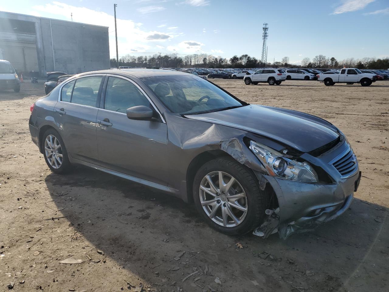 VIN JN1CV6AR5DM352135 2013 INFINITI G37 no.4