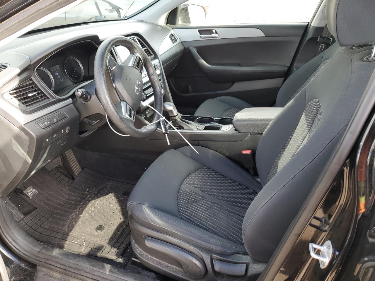 2019 Hyundai Sonata - Image 7