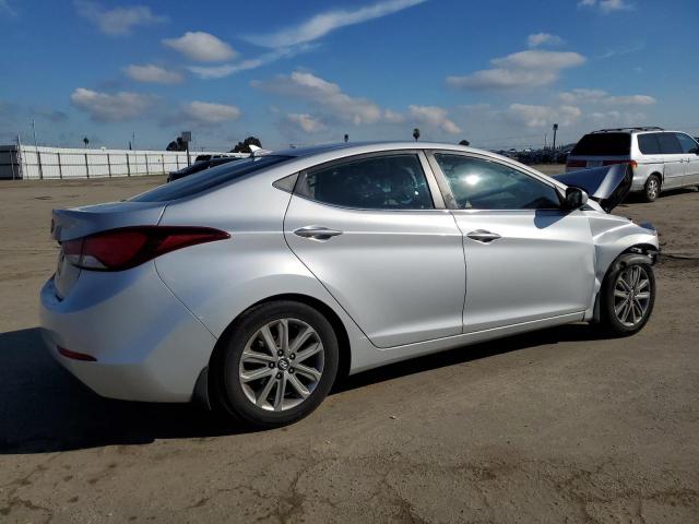  HYUNDAI ELANTRA 2015 Серебристый