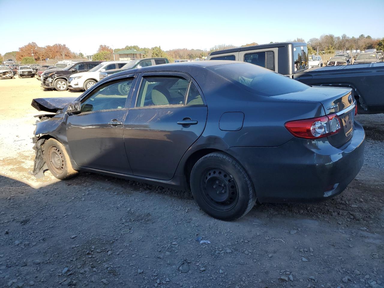 VIN 2T1BU4EEXDC117671 2013 TOYOTA COROLLA no.2