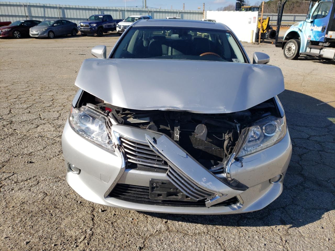 2013 Lexus ES - Image 5