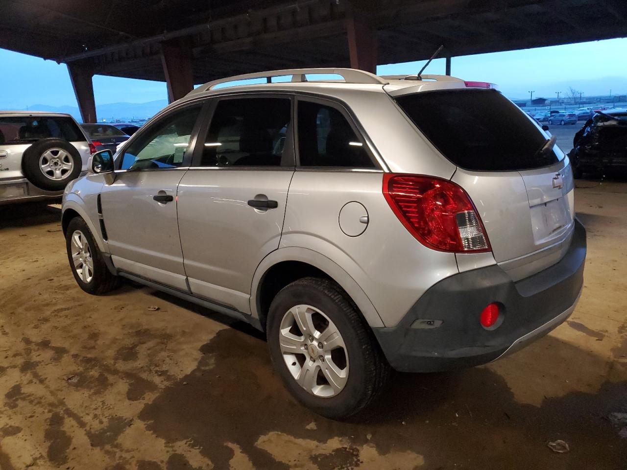 VIN 3GNAL2EK2FS526446 2015 CHEVROLET CAPTIVA no.2