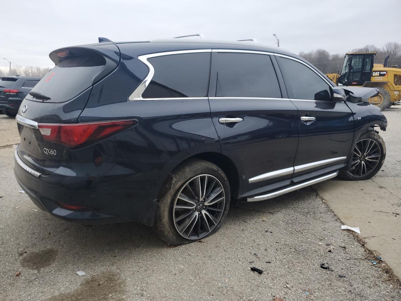 2018 Infiniti QX60 - Image 3