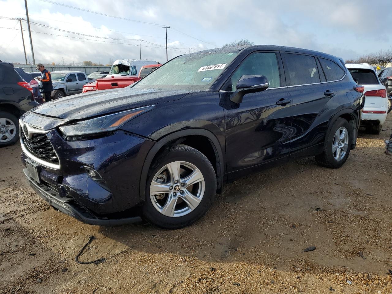 2021 Toyota Highlander - Image 1