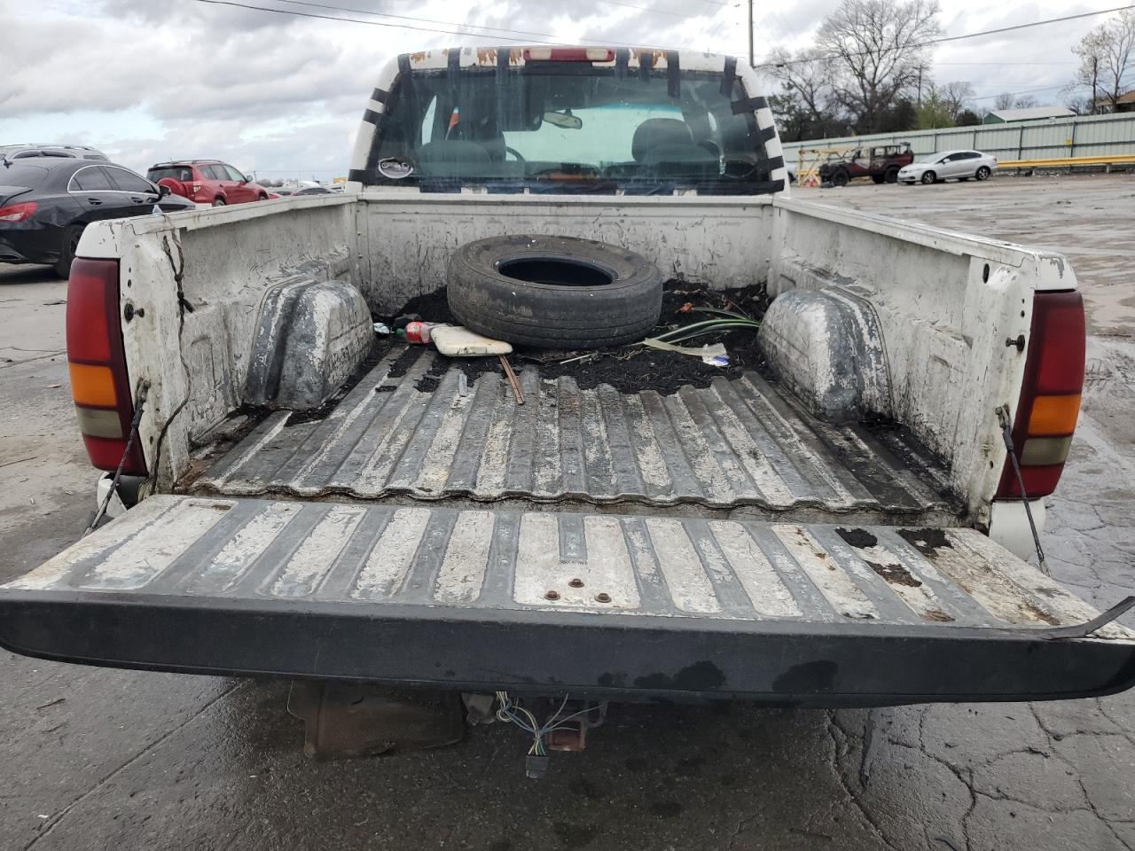 2000 Chevrolet Silverado - Image 12