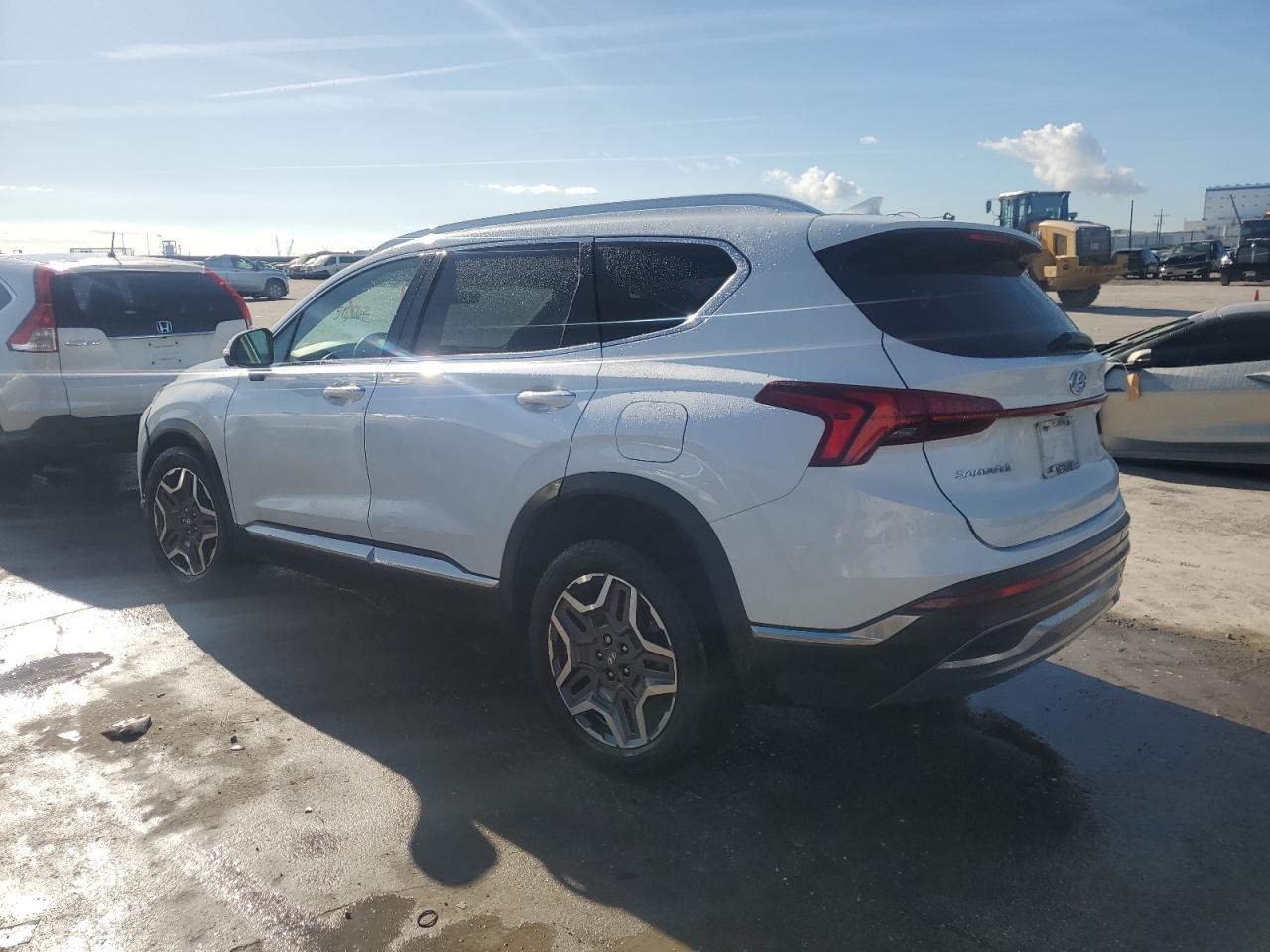 2021 Hyundai Santa Fe - Image 2